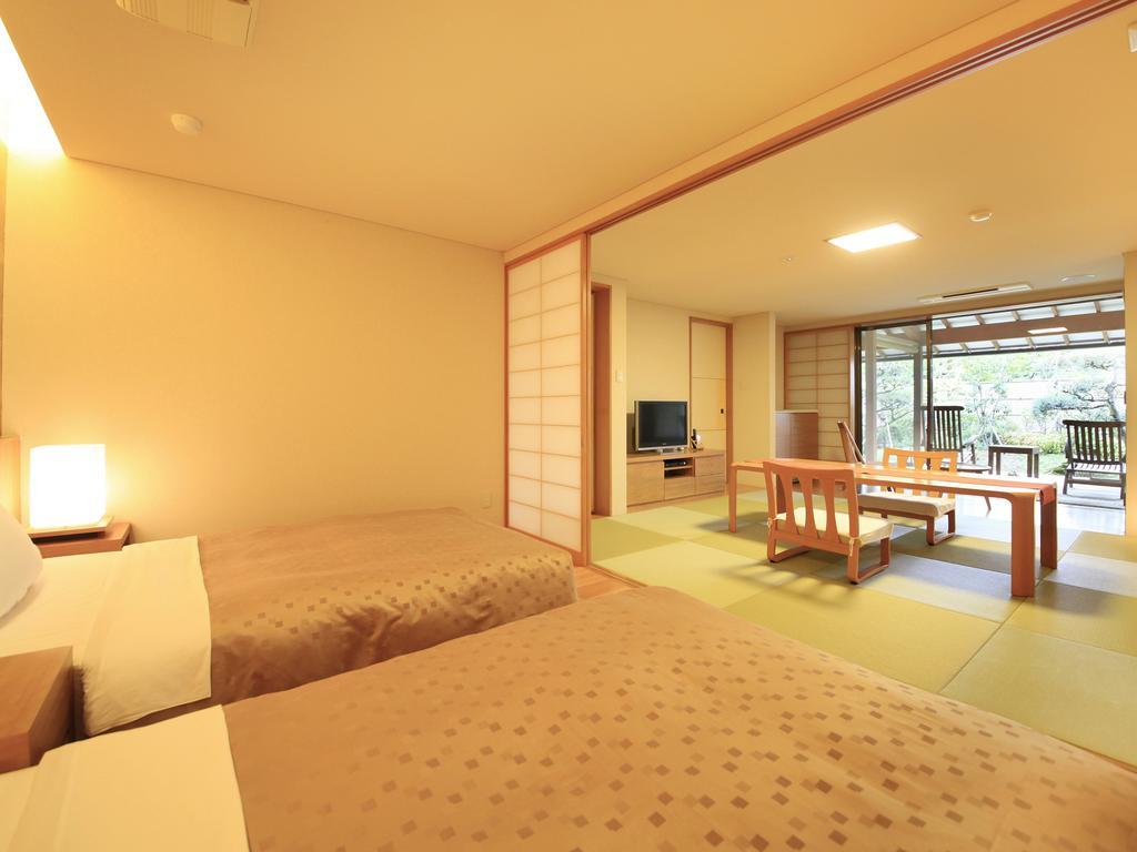 Shimoda Central Hotel Exterior photo